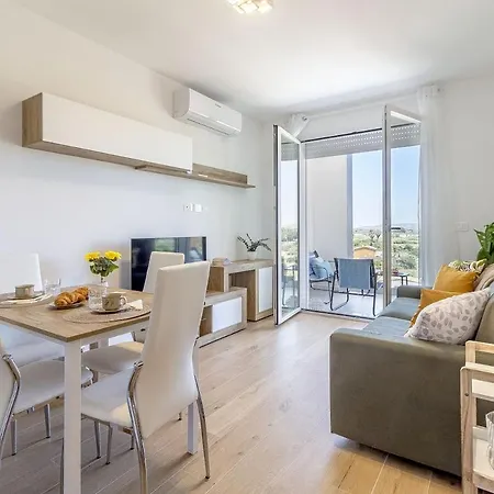 Nuras - Jardi Blanc Garden View Apartment Alghero